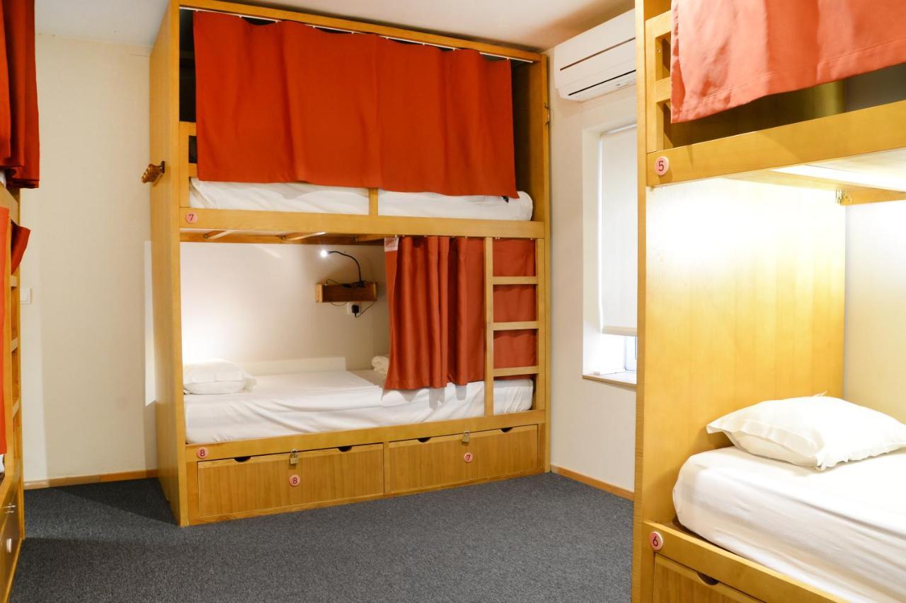 Peach Hostel & Suites ปอร์โต ภายนอก รูปภาพ