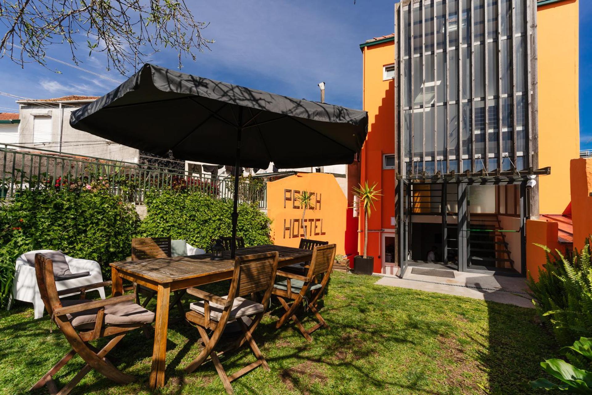 Peach Hostel & Suites ปอร์โต ภายนอก รูปภาพ