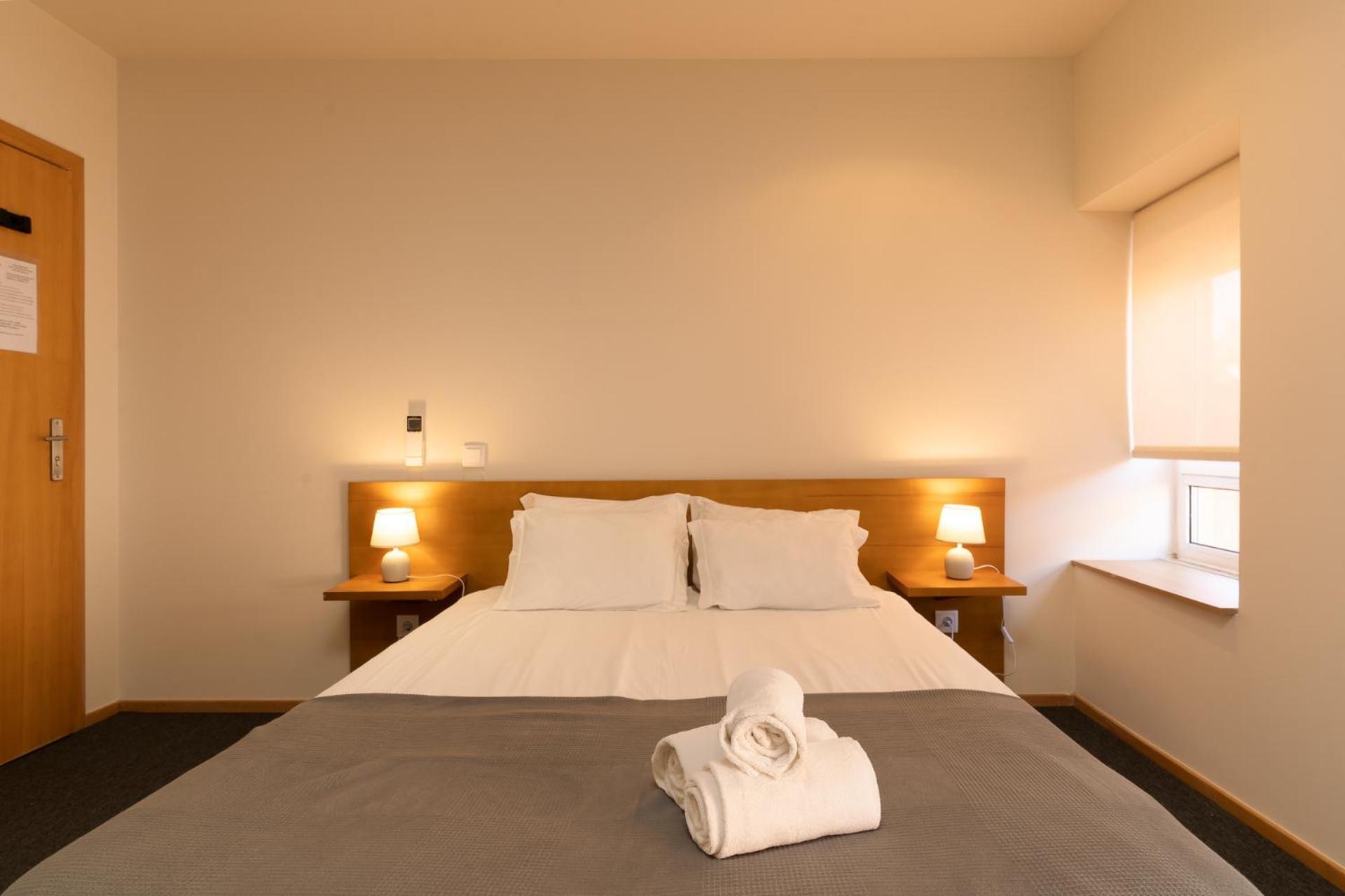 Peach Hostel & Suites ปอร์โต ภายนอก รูปภาพ