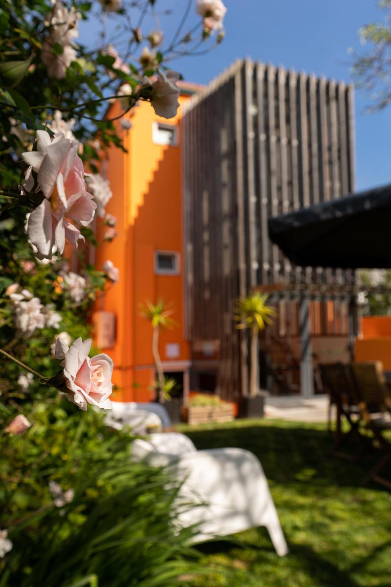 Peach Hostel & Suites ปอร์โต ภายนอก รูปภาพ