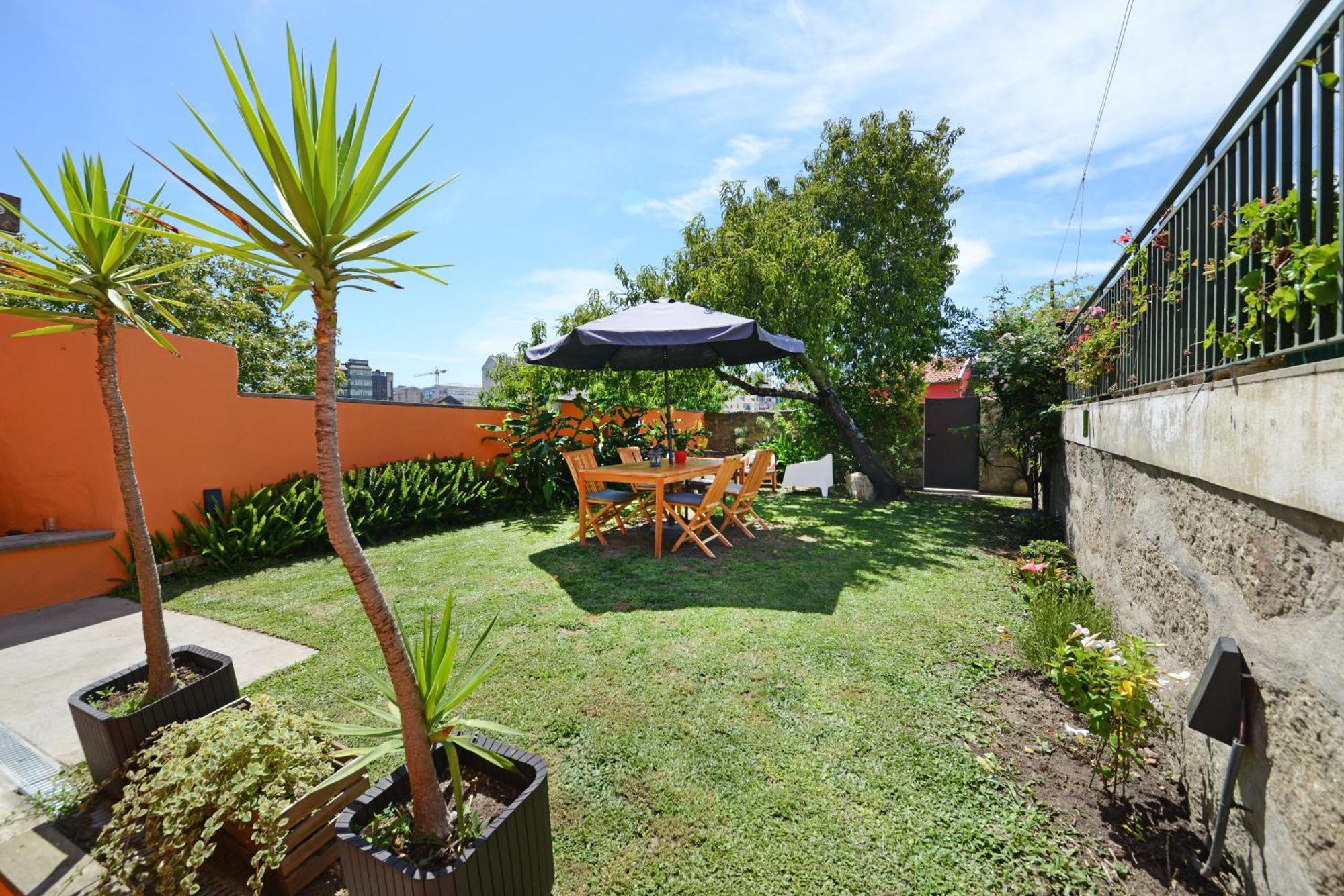 Peach Hostel & Suites ปอร์โต ภายนอก รูปภาพ